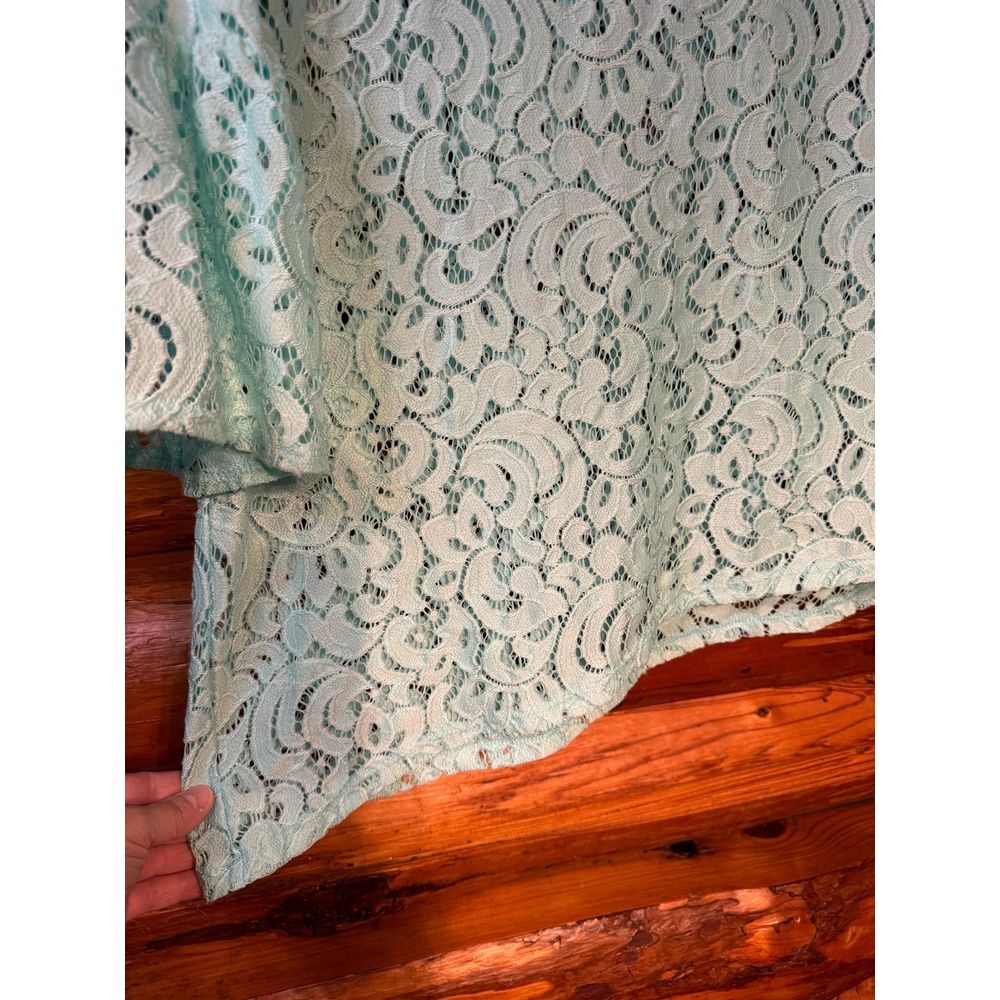 New Directions Mint Green Blouse Size Medium - Picture 3 of 7